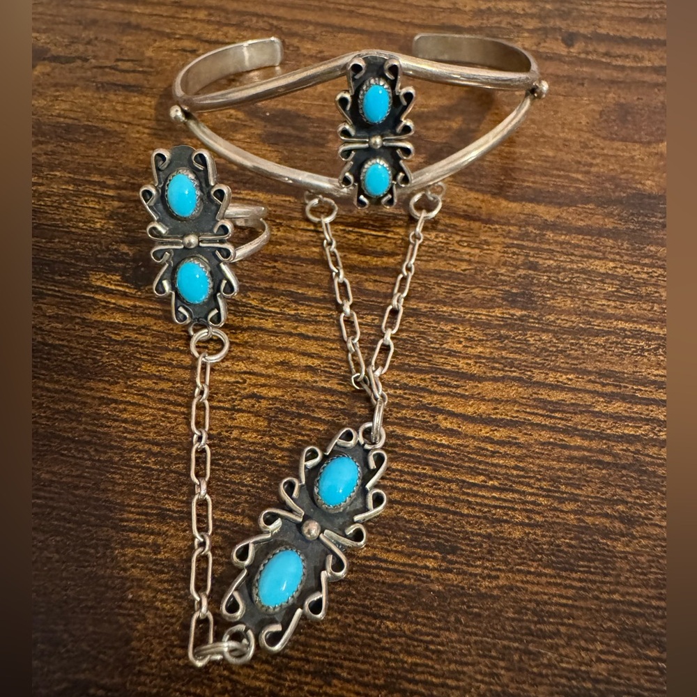 Carolyn Pollack Turquoise and Sterling Silver Chain Bracelet Ring